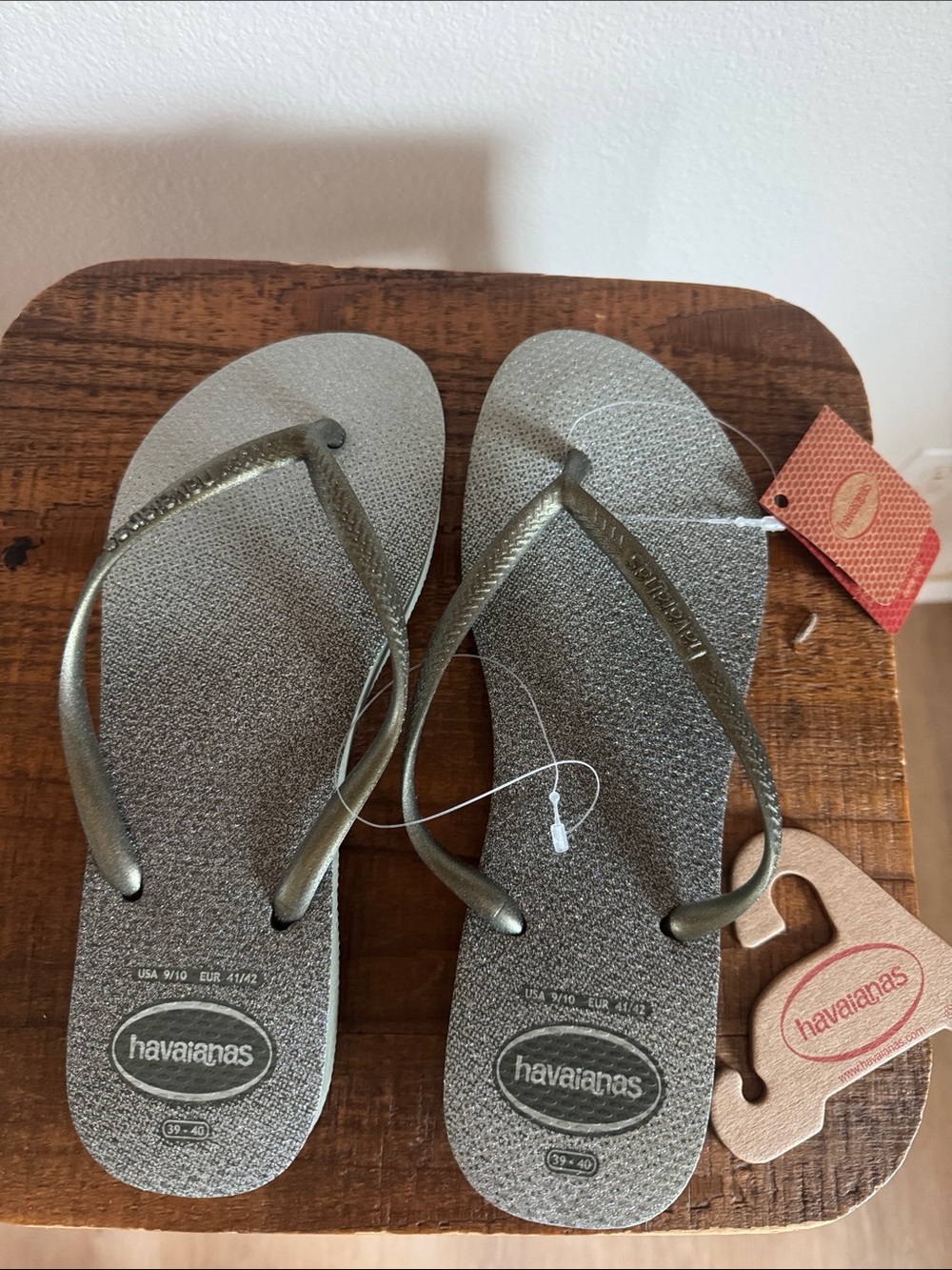 Havaianas Women's Metallic Gray Flip Flop Sandals